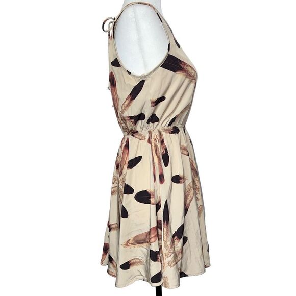 anthropologie Audrey 3+1 Feather Printed Tie Back Dress - Picture 3 of 8